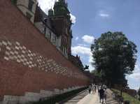 เที่ยวชมปราสาท Wawel 🇵🇱 ที่เมืองคราคูฟ โปแลนด์