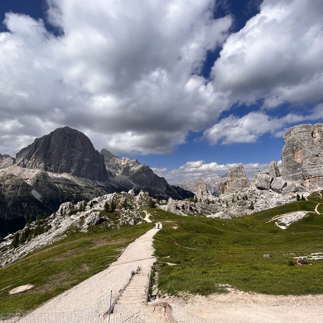 Cortina: pearl of the Dolomites 