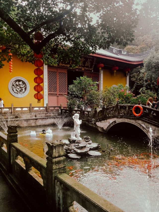 Most Impressive Temple around West Lake 🌿