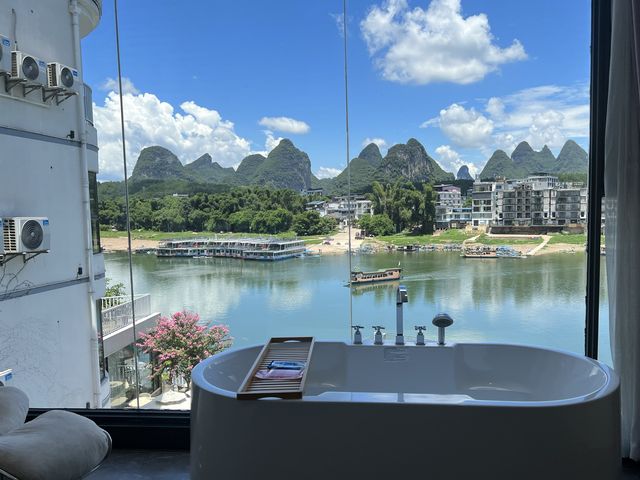 Xiteng River View Holiday Hotel