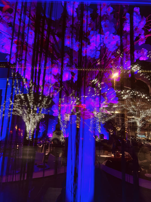 Seattle Bellevue is just at the dimly lit place.
