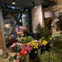 Flowers & Cafe Pastoral