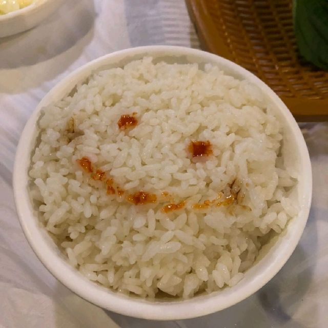 연어 옆에 연어, 우연 횟집