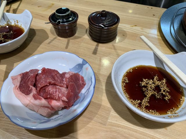 札幌　札幌名物ジンギスカン　先ずは、だるまへ❗️