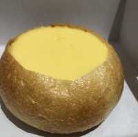 何文田平民餅店 竟然有法式布甸麵包賣？😮