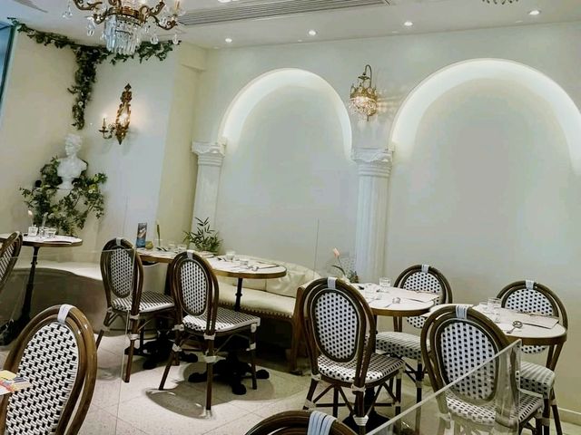 INN - I'm not Nothing restaurant 