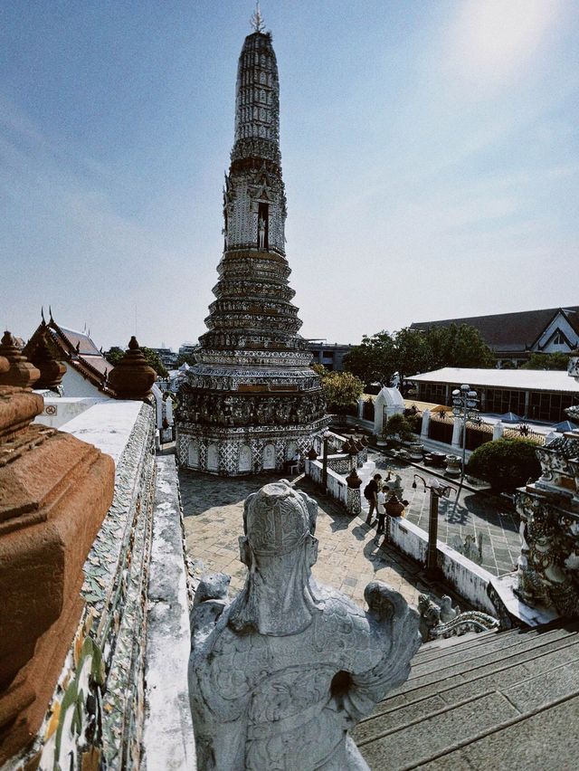Visit Wat Arun (Temple of Dawn) in Bangkok