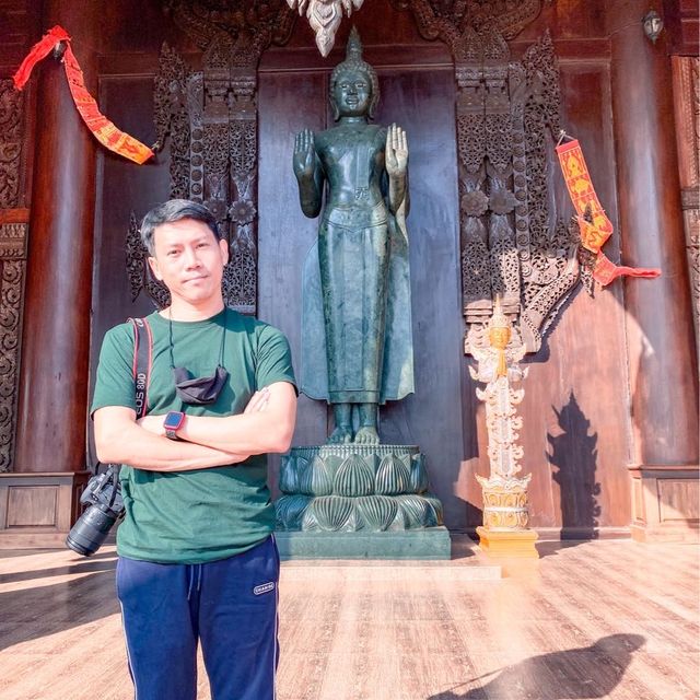 วัดสมเด็จภูเรือมิ่งเมือง ไหว้พระกริ่งปวเรศ