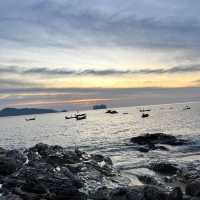 ถ่ายรูปกับ Sunset ที่หาดกะหลิม