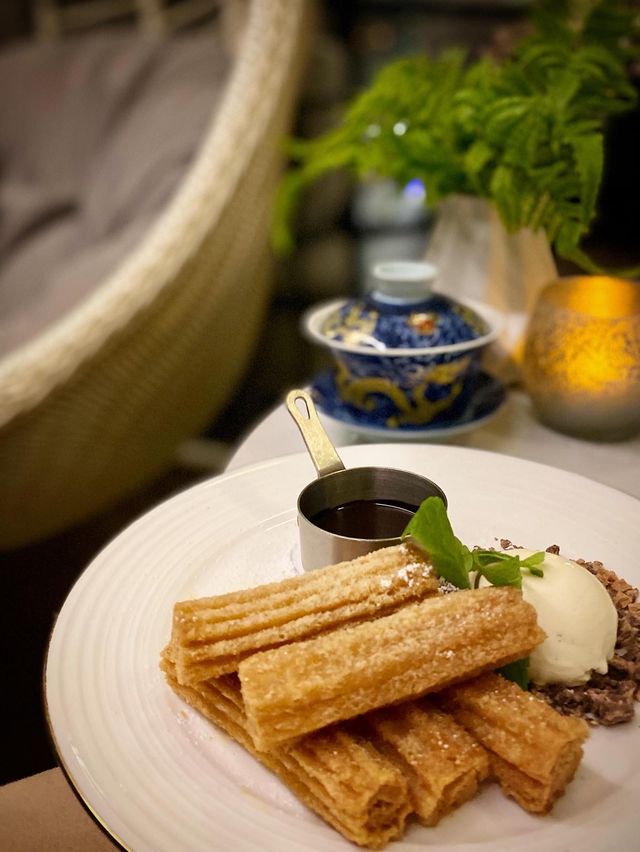 Oasis Bar & Grill (尖沙咀)