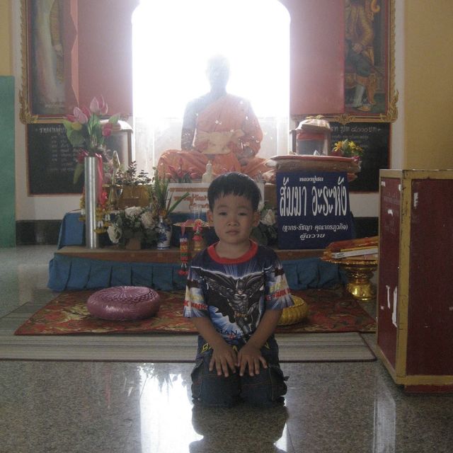 ไว้พระวัดหงษ์ทอง