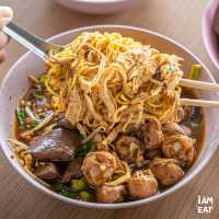 ก๋วยเตี๋ยวไก่มะระริมนาอย่างเด็ดพิกัดราชพฤกษ์