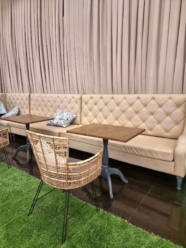 OakridgeHorizons Café