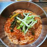 일산 맛집탐방기🔥 줄서서 먹는 국수맛집~ 진밭국수