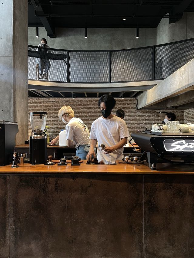 Akha Ama Phrasingh กาแฟอาข่า อ่ามา พระสิงห์ ☕️
