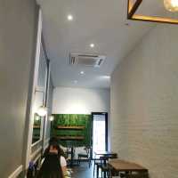 Noms, Marina Park City, Miri