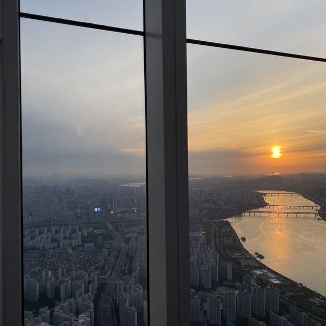 인생샷 노을명소 서울스카이 123층 🌇