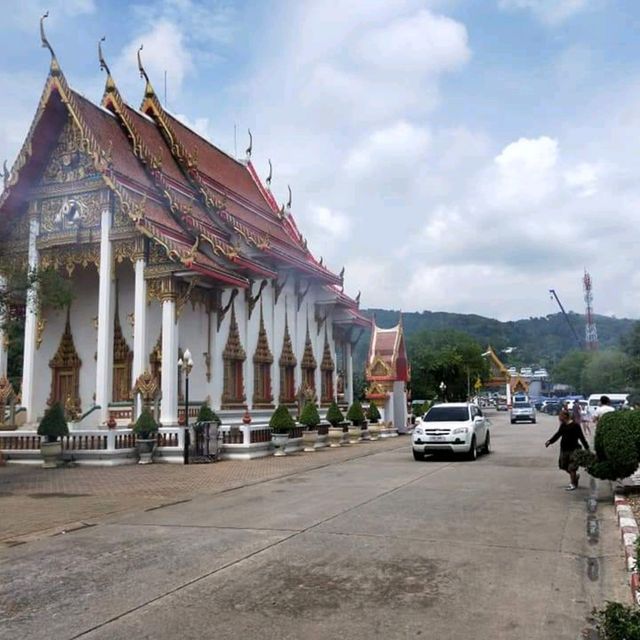 What chalong temple of blessing 