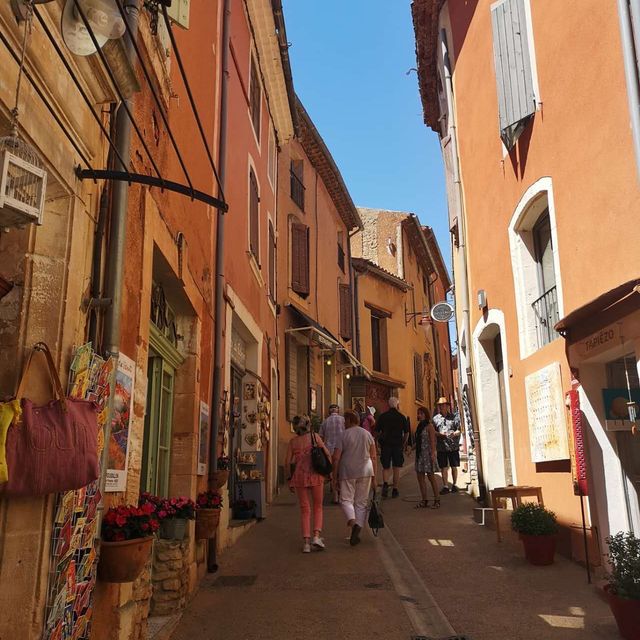 Roussillon Village 