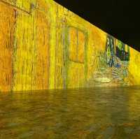 국내 유일 몰입형 예술 전시관 “빛의 벙커”