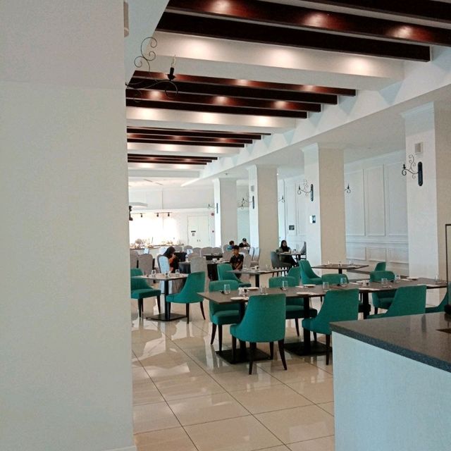 breakfast with perak river view..