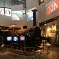 英國新建的最大的國家海濱博物館。The Museum of Liverpool