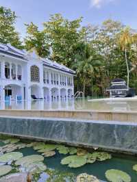 Phuket Emperor Island's hotel offers excellent value for money 🌊