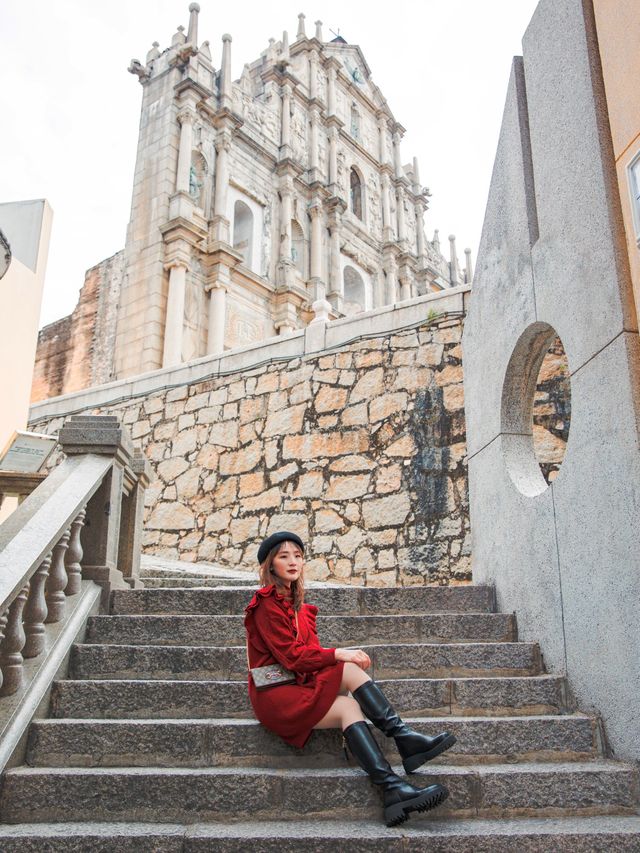 One day, walk 20,000 steps! These Portuguese-style streets in Macau are worth it.