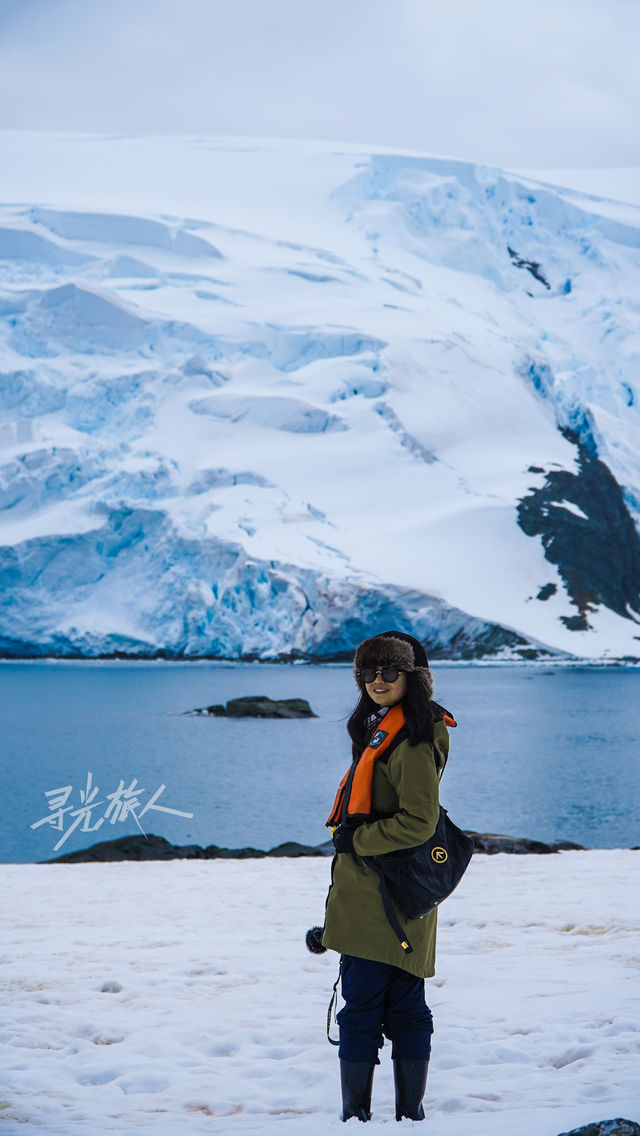 Antarctica | Cross the Drake Passage to the world of penguins