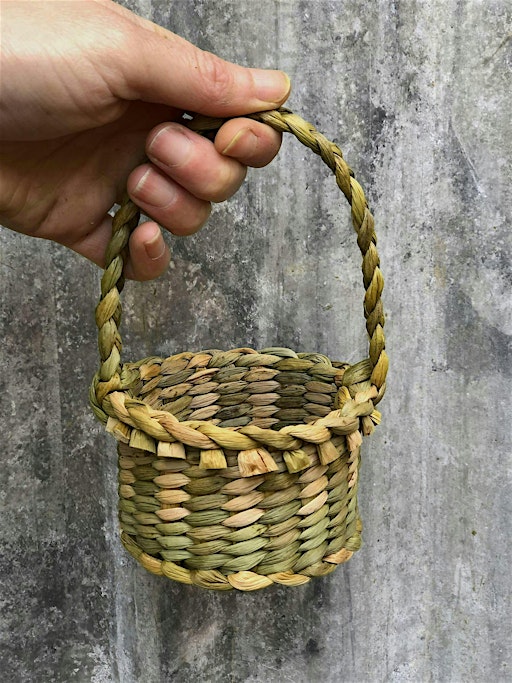 Rosie Farey - Rush Basket workshop | Ruthin Craft Centre