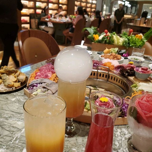 【火鍋青蛙：網紅打卡火鍋店香冮花月】