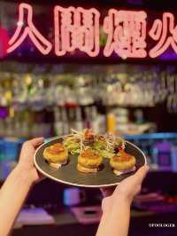 Whatever Bar｜樓上霓虹燈酒吧餐廳