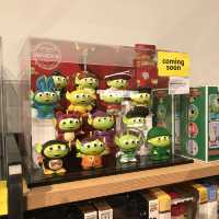 等了很久才搶到位置的Pixar 展覽！