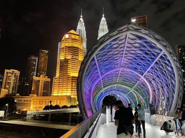 Saloma Link Bridge Night View 🤩