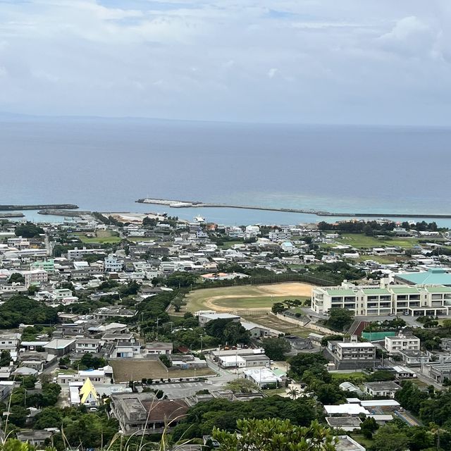 【沖縄・伊江島】伊江島の象徴タッチュー登山