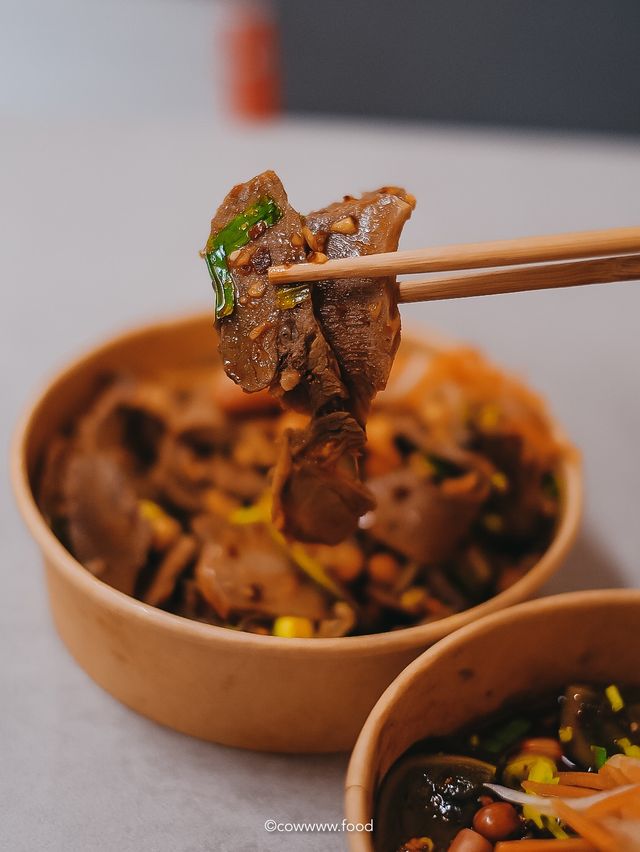 【#九龍灣美食：工廈激抵食酸辣粉🌶✨】
