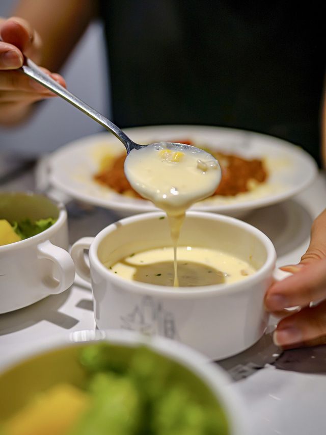 旺角人氣貓Cafe，相聚忘憂集中地