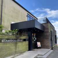 【横須賀】スターバックスコーヒー　コースカベイサイドストアーズ店
