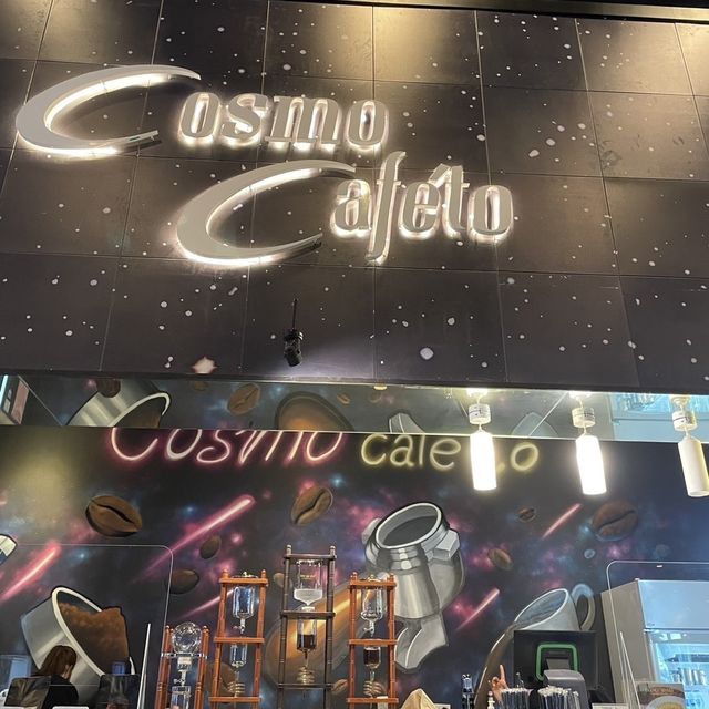 Cosmo Cafe'to Cafe 🪐