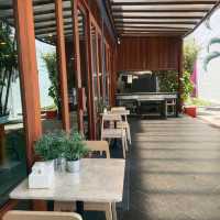 จิบกาแฟที่Kochira Huahin