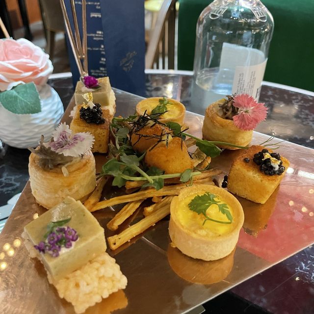 Artisan Lounge Afternoon tea!