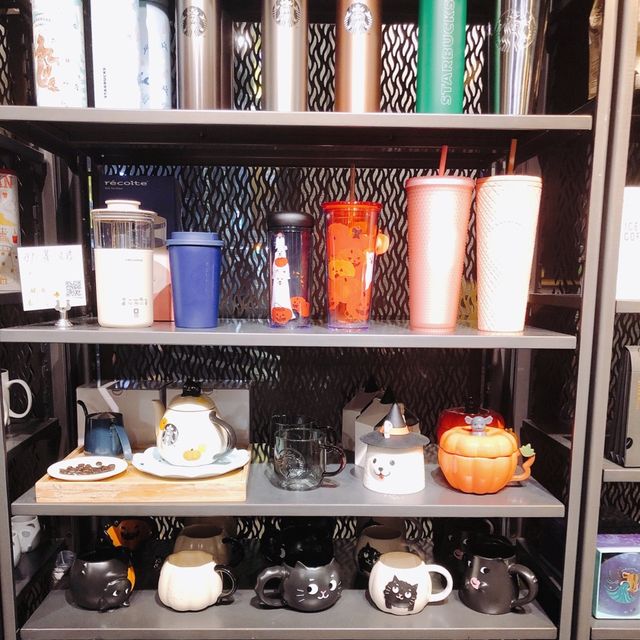 大又舒適✅☕️🫖STARBUCKS 星巴克 (台北圓環門市)