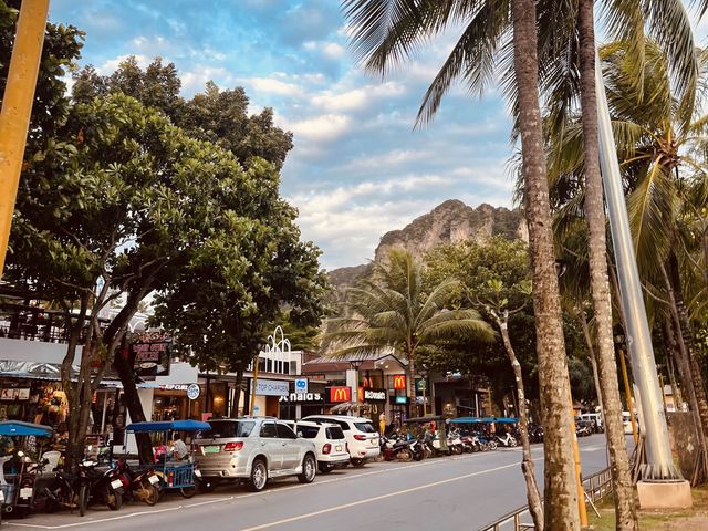 chill at ao nang ,Krabi in the evening 