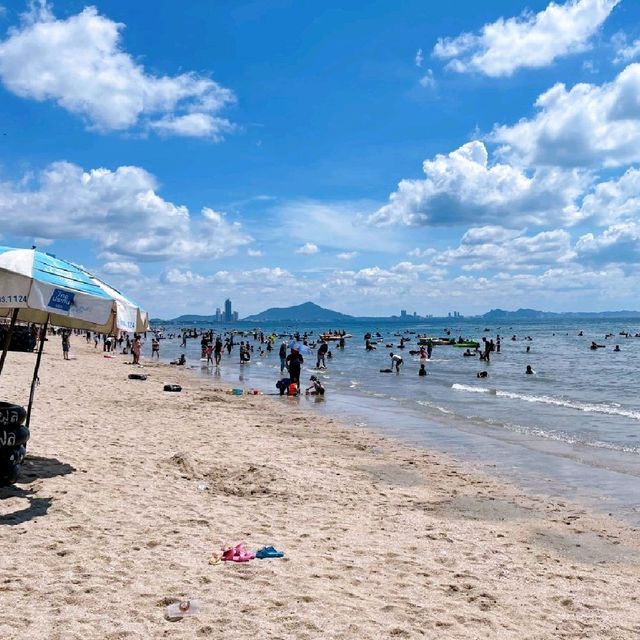 รีวิว : หาดบางแสน จ.ชลบุรี วันหยุดเสาร์-อาทิตย์