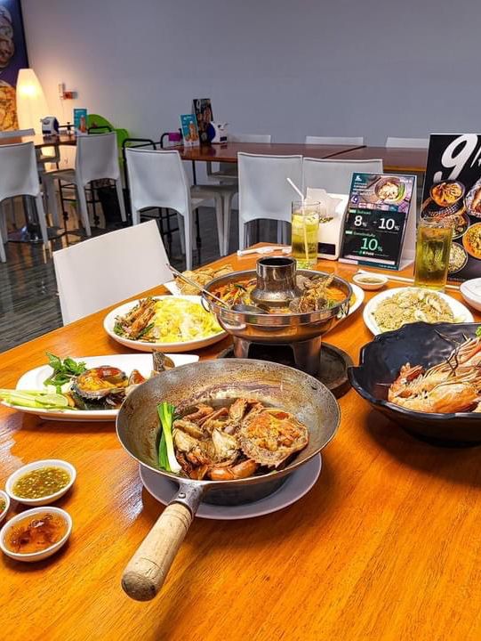  9 กุ้งอบ ปูอบ-สุกี้