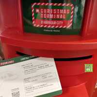 尖沙咀海港城大型打卡聖誕客運站