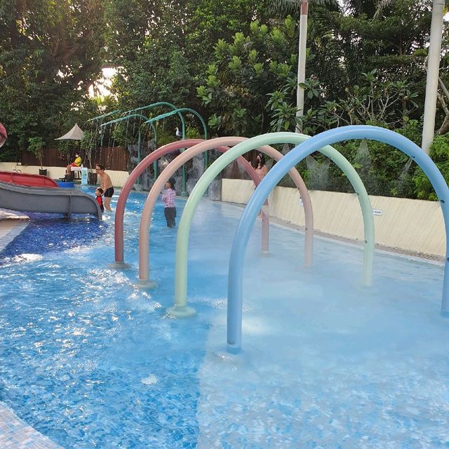Shangri-La Singapore, Splash Zone