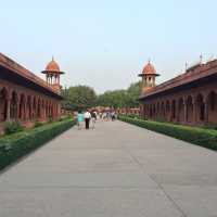 Eager trip to Agra! home of 7 wonders