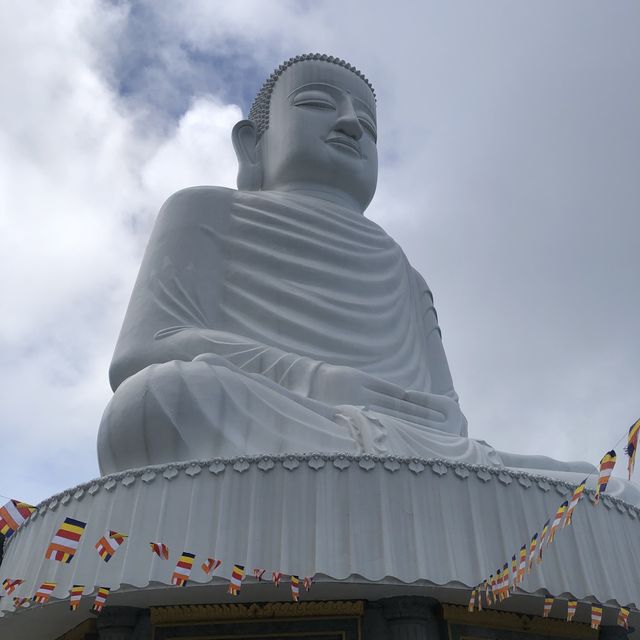 Linh Ung Pagoda… Extraordinary 