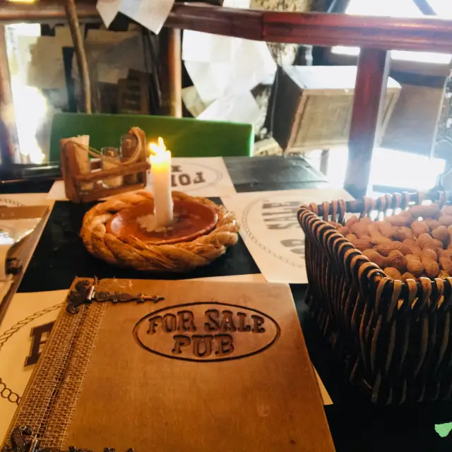 [헝가리] 부다페스트 이색 펍 'for sale pub'